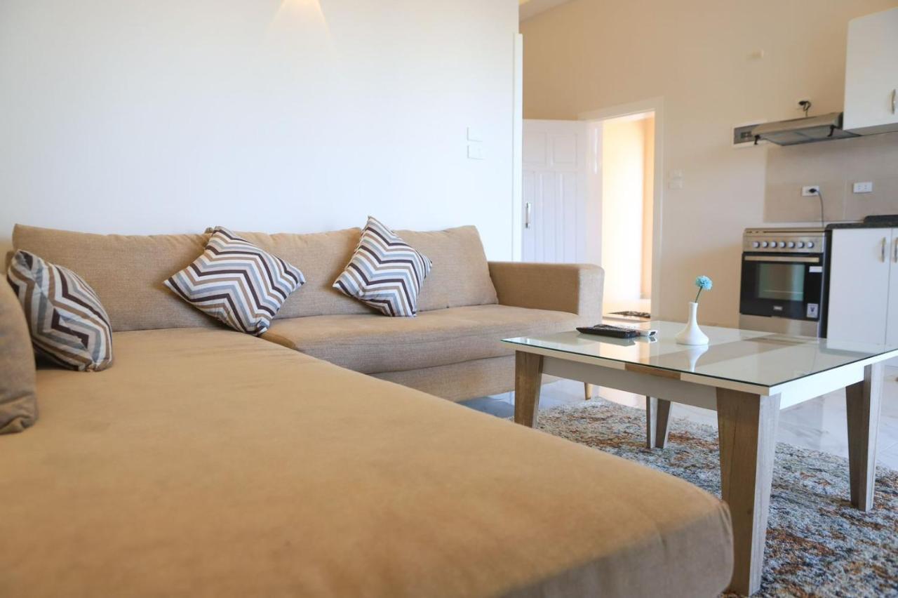Royal Nile Villas - Pool View Apartment 2 Luxor Ngoại thất bức ảnh