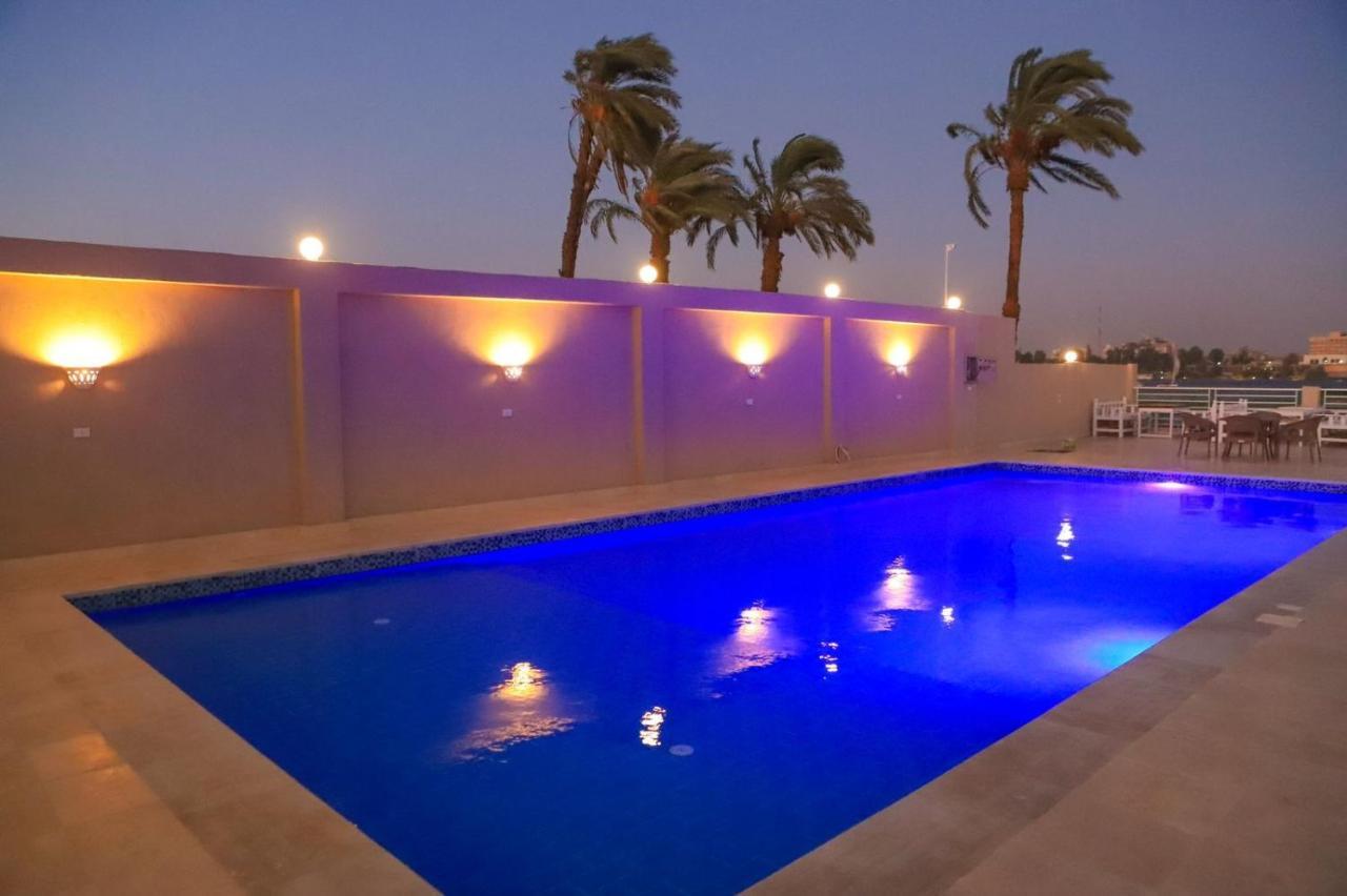 Royal Nile Villas - Pool View Apartment 2 Luxor Ngoại thất bức ảnh
