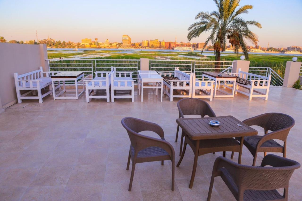 Royal Nile Villas - Pool View Apartment 2 Luxor Ngoại thất bức ảnh